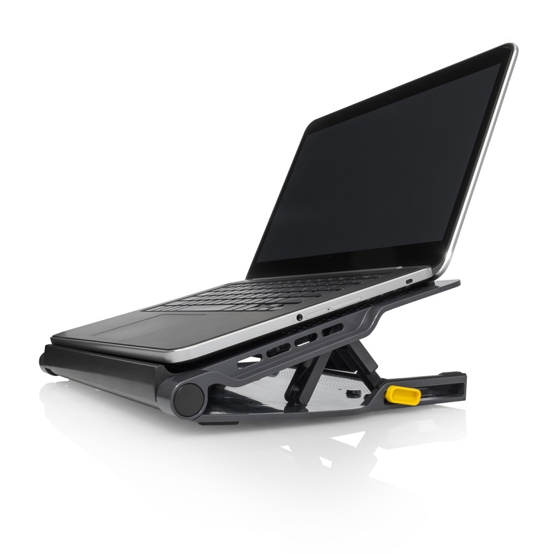 Notebook Stand Targus Chill Mat up to 17" with 4-Port USB Hub